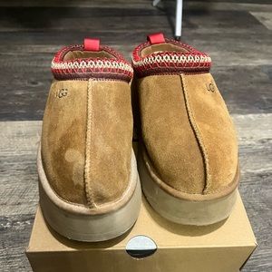 Ugg tazz platform slippers